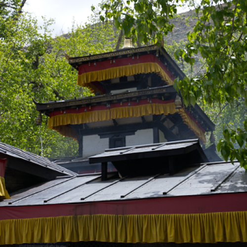 Muktinath - Yoga Ayurveda Retreats Tiji 3